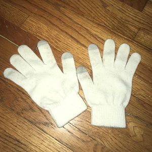 White touch screen gloves